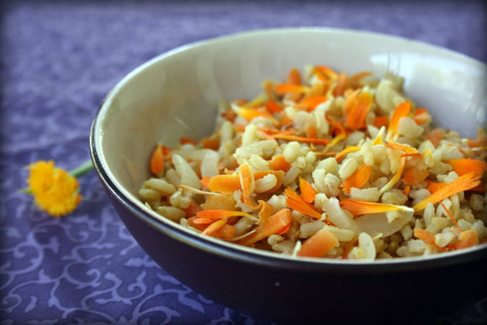 rice with calendula petals